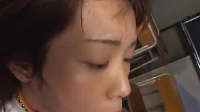 Japan teen enjoys penis in proper manners